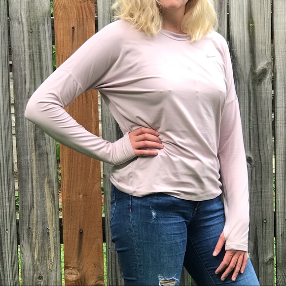 SOLD Nike running shirt - Picture 8 of 12